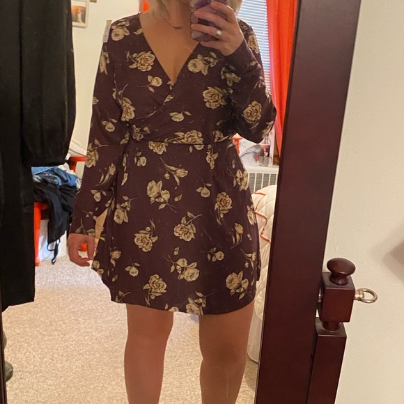 Purple dress - Picture 5 of 5